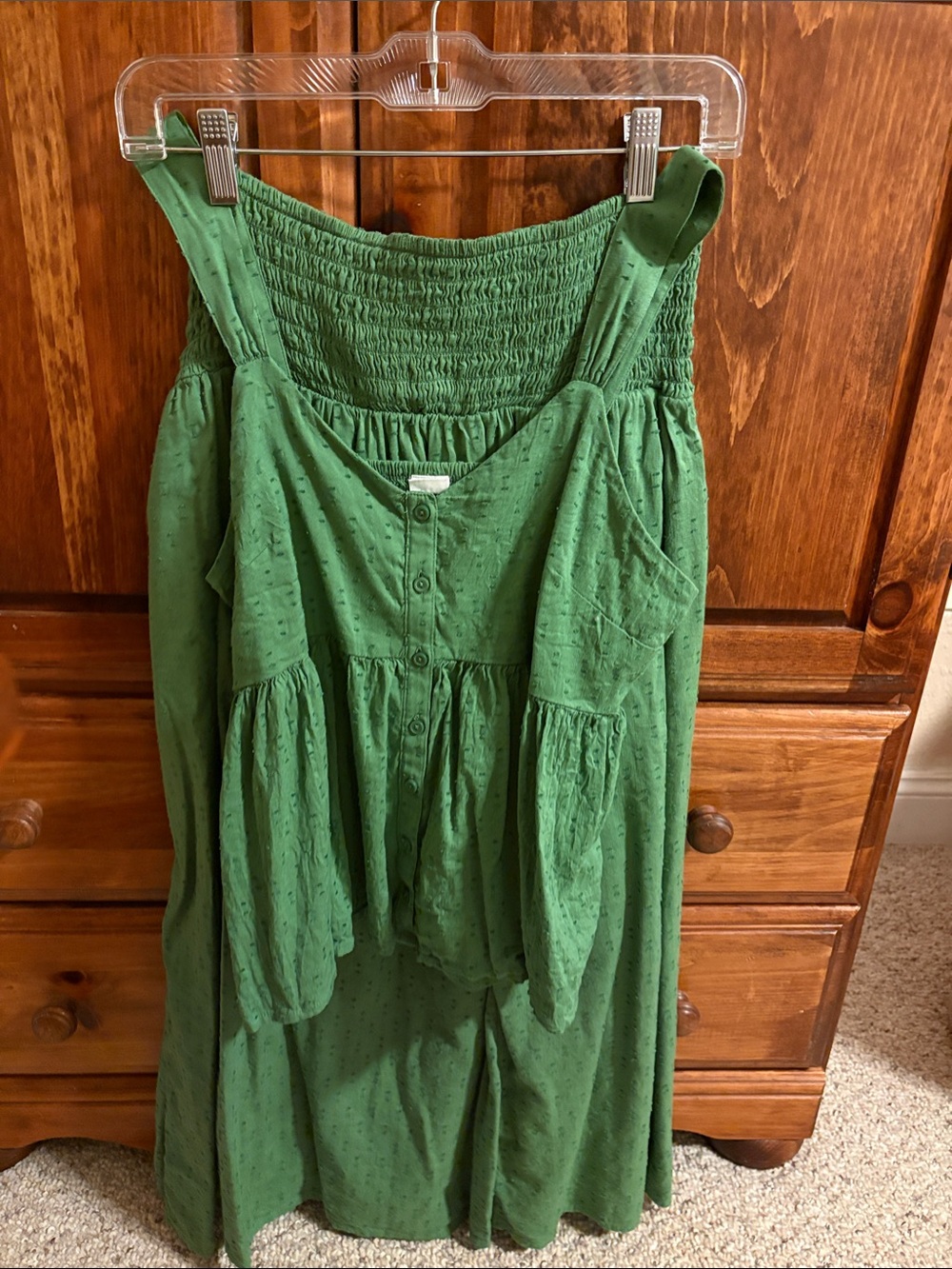 Melrose and Market Emerald Green Button-Front camisole with matching skirt